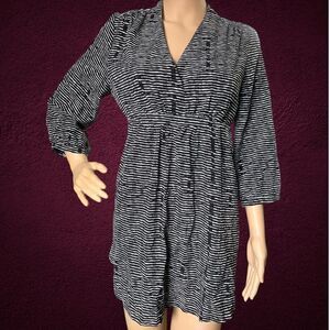 Liz Lange Maternity Black White Tie Back Blouse Shirt Top Size S Striped - U